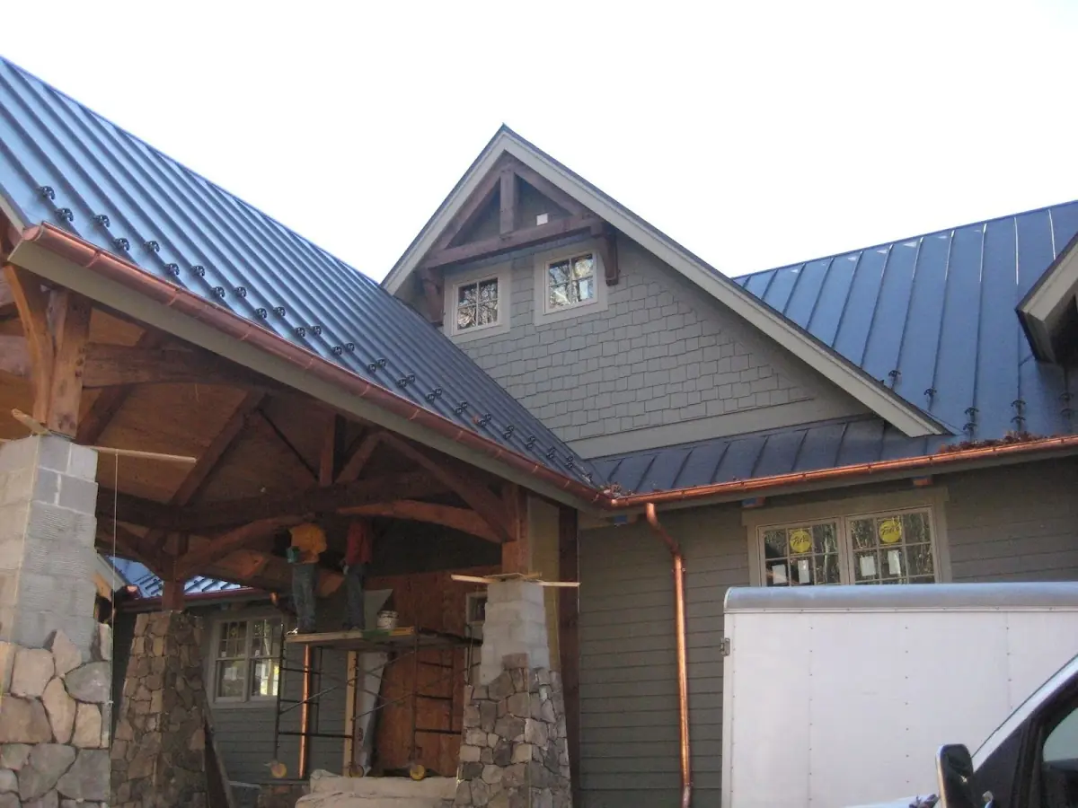 Craftsman Roofing team delivering quality roofing work in Garfield Park